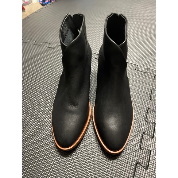 Soludos Black Ankle Boots with Brown Heel - Picture 3 of 8